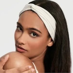 lululemon athletica Twist- Knot front Headbands in Beige and Black
